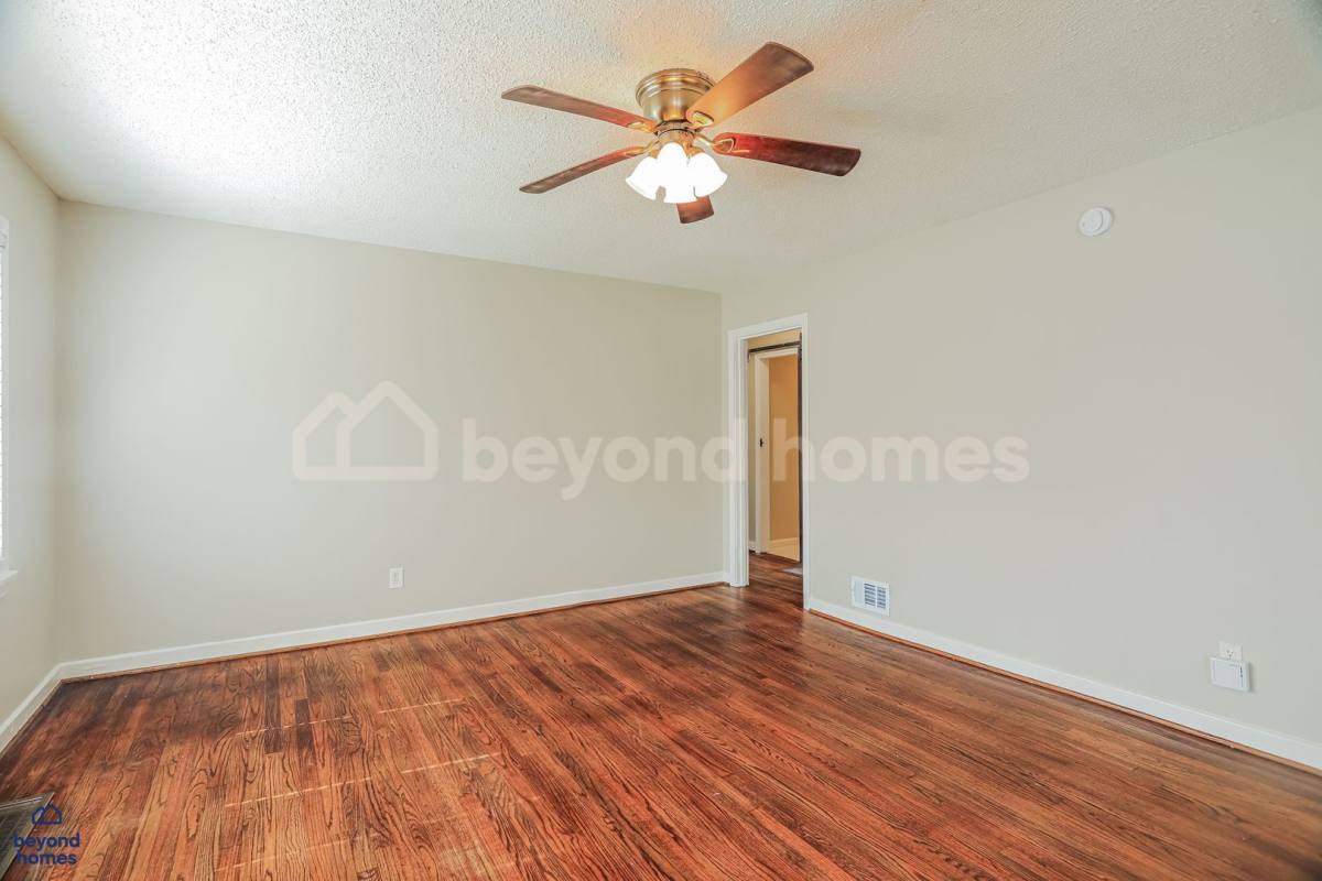 House for rent at 1028 Broadmoor Dr, Birmingham, AL 35235