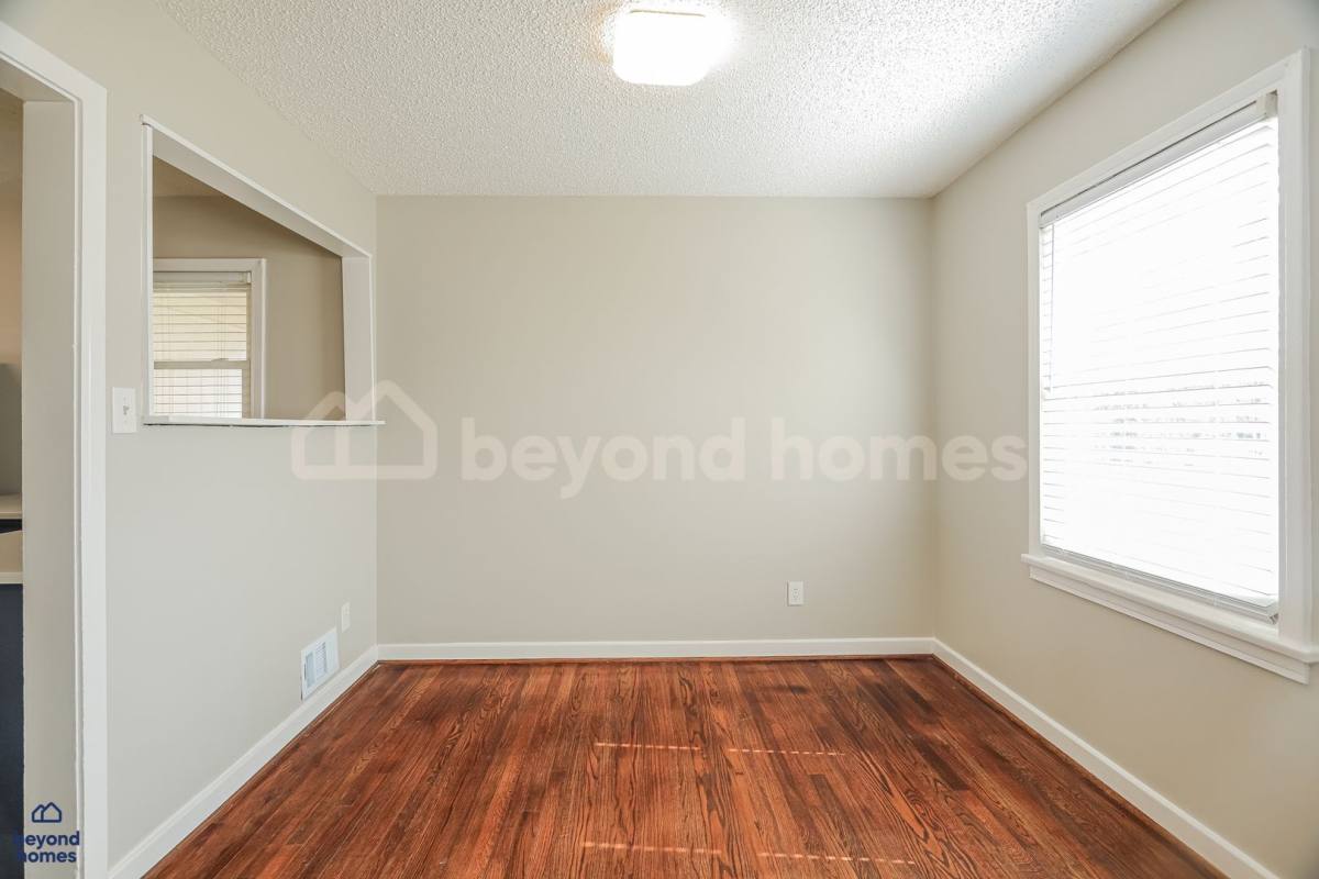 House for rent at 1028 Broadmoor Dr, Birmingham, AL 35235