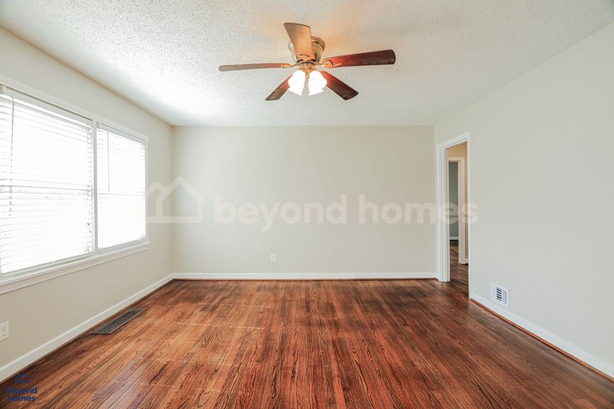 House for rent at 1028 Broadmoor Dr, Birmingham, AL 35235