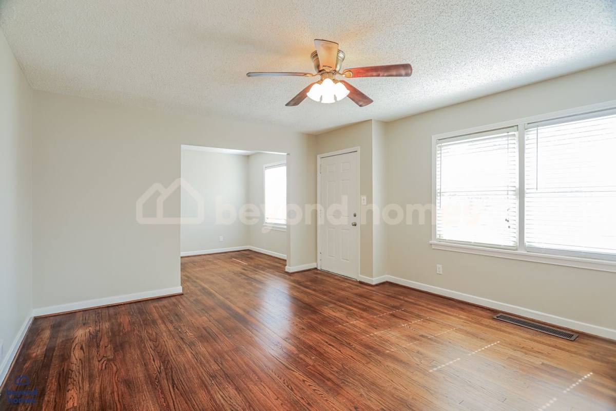 House for rent at 1028 Broadmoor Dr, Birmingham, AL 35235