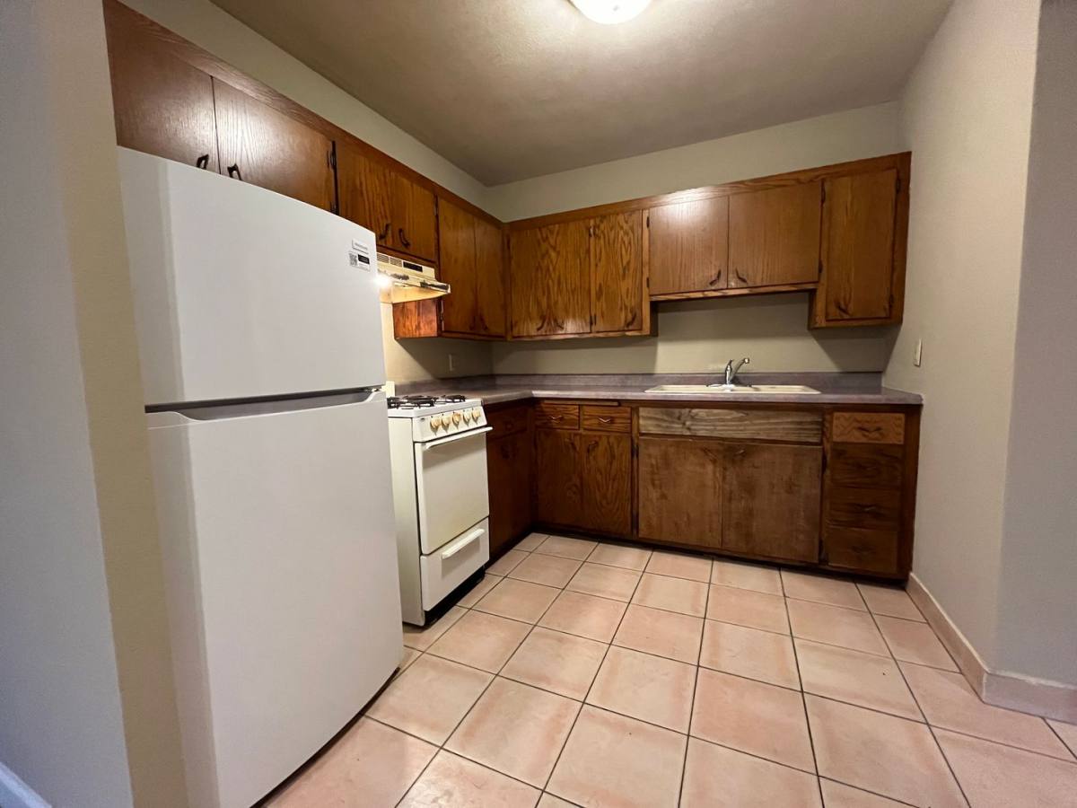 Apartment for rent at 224 Bates Ave, Saint Paul, MN 55106
