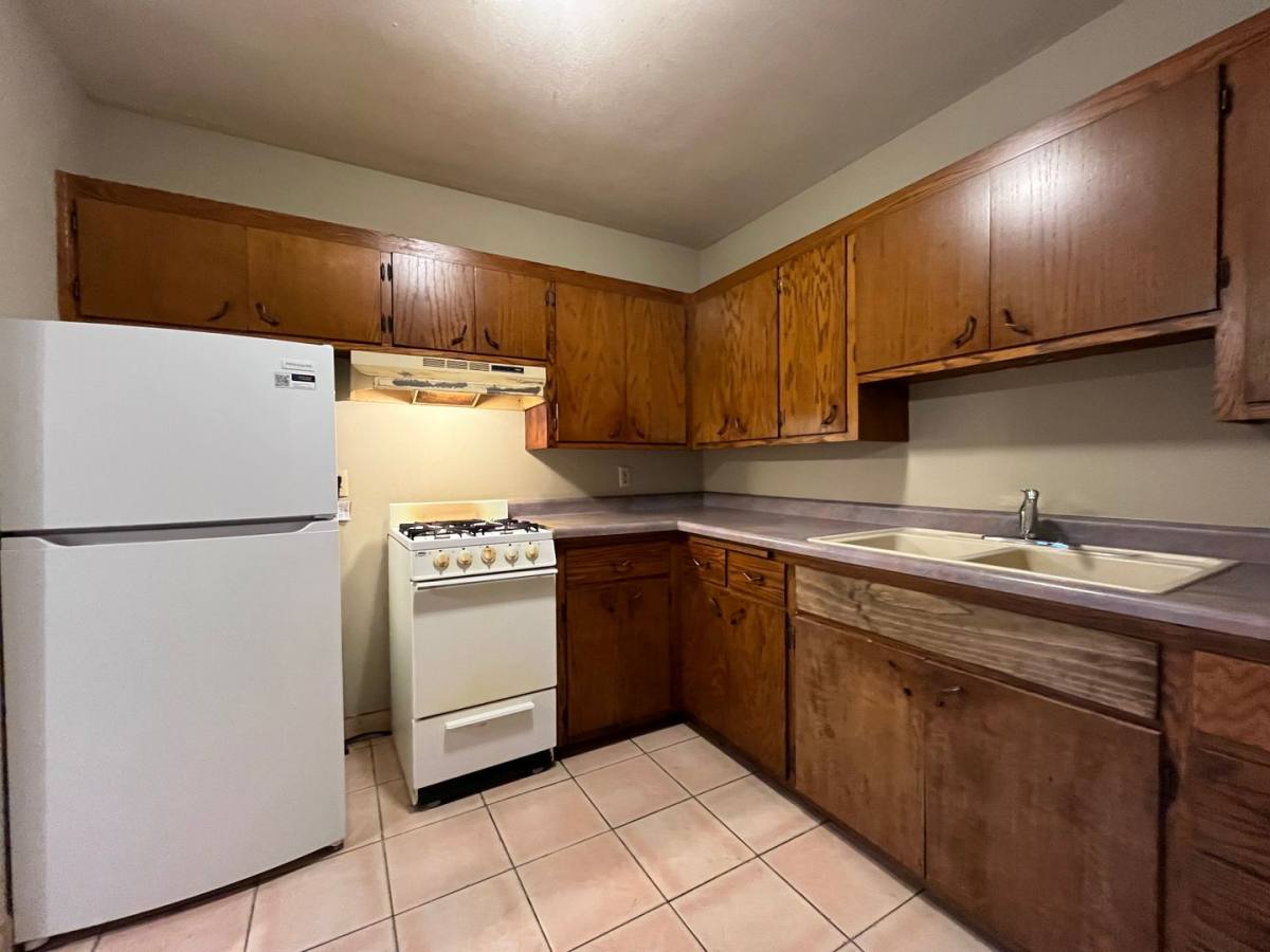 Apartment for rent at 224 Bates Ave, Saint Paul, MN 55106
