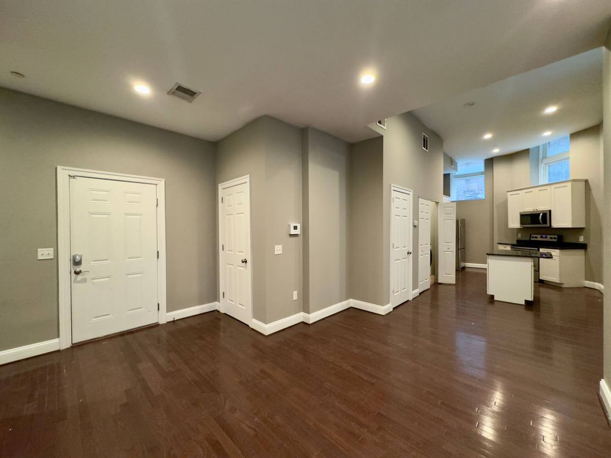 Apartment for rent at 208-210 E Redwood St, Baltimore, MD 21202