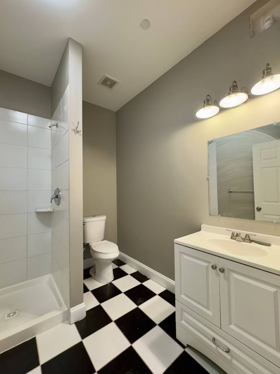 Apartment for rent at 208-210 E Redwood St, Baltimore, MD 21202