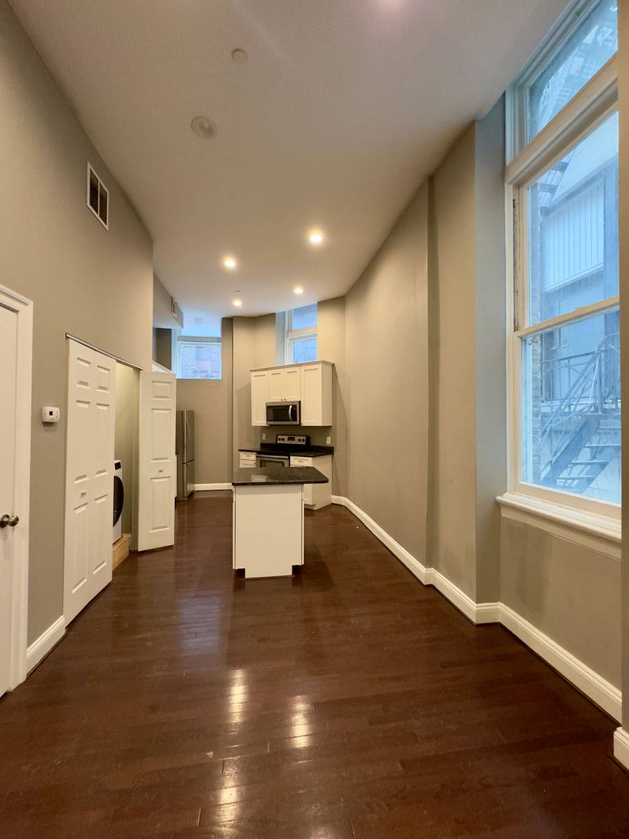 Apartment for rent at 208-210 E Redwood St, Baltimore, MD 21202