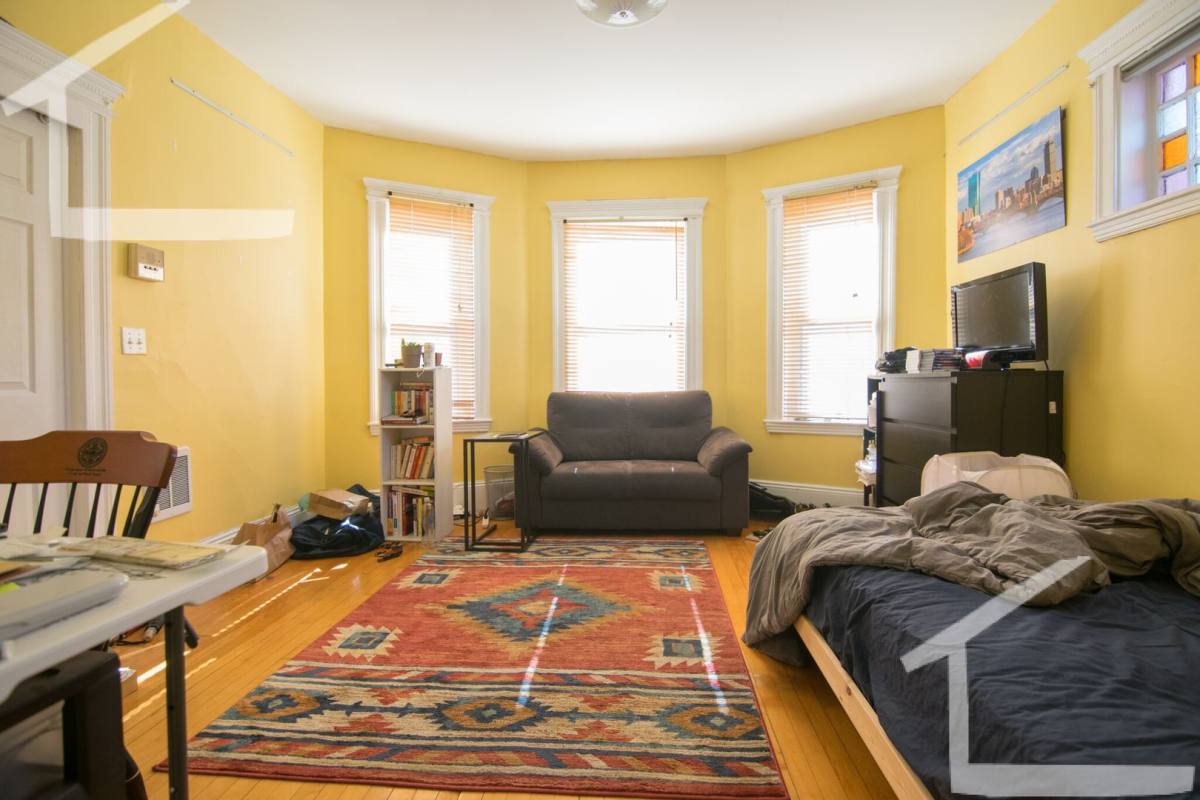 Apartment for rent at 227 Harvard St #5, Cambridge, MA 02139