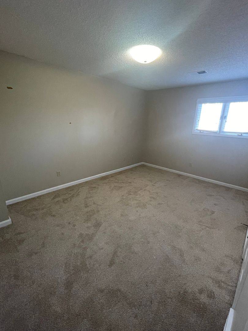 Townhouse for rent at 476 Jack Kramer Dr, Memphis, TN 38117