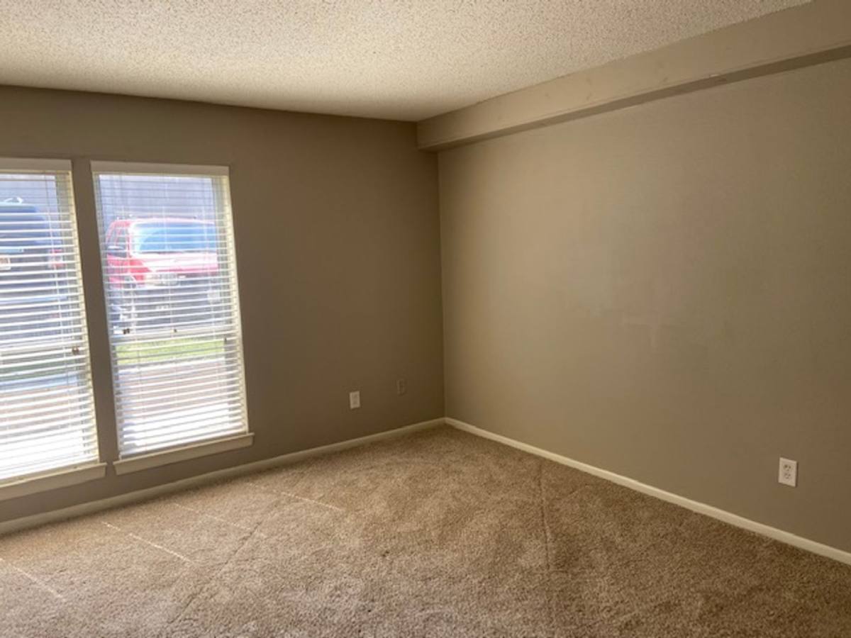 Condo for rent at 6680 Whispering Oak Place, Memphis, TN 38120