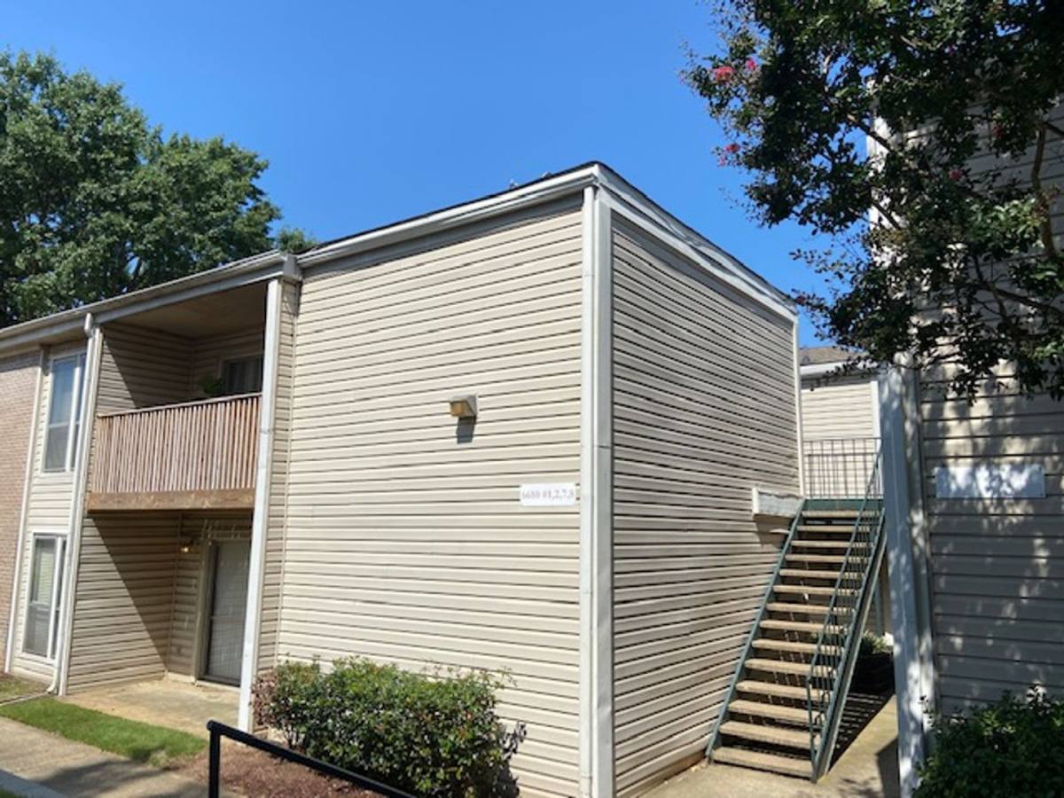Condo for rent at 6680 Whispering Oak Place, Memphis, TN 38120