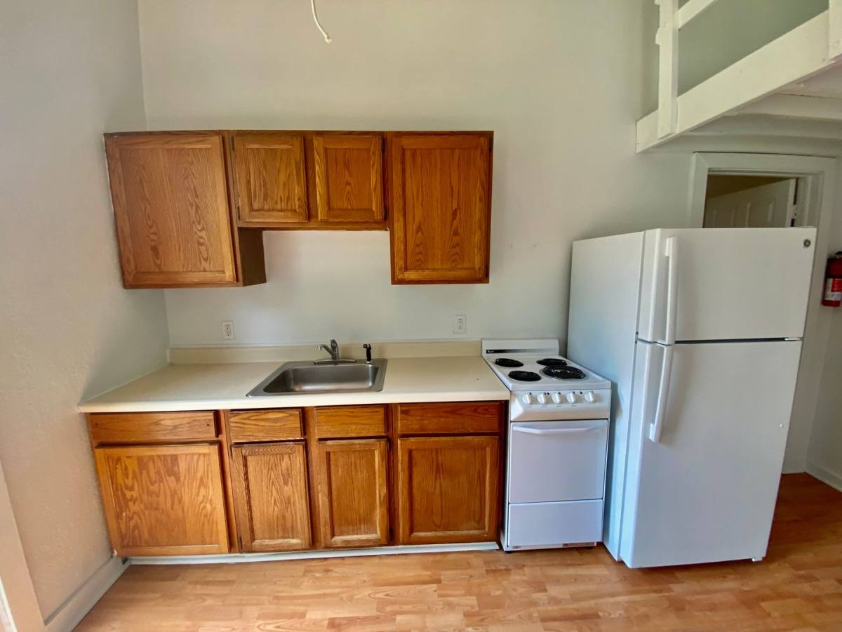 Apartment for rent at 213 N Hamilton St, Ypsilanti, MI 48197