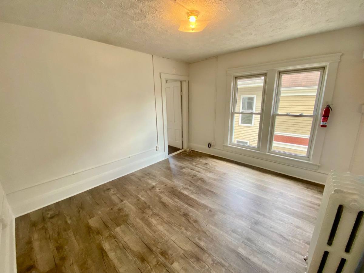Apartment for rent at 514 W Cross St, Ypsilanti, MI 48197