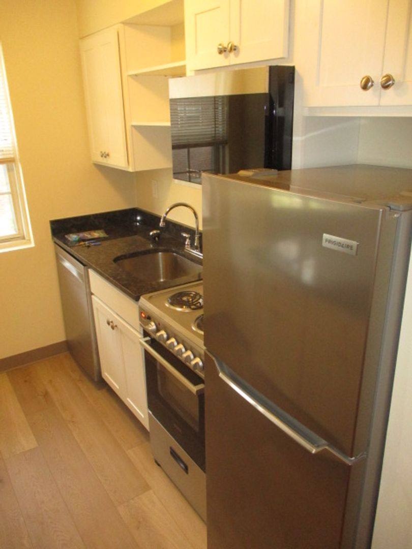 Apartment for rent at 828 Ohio River Blvd, Sewickley, PA 15143