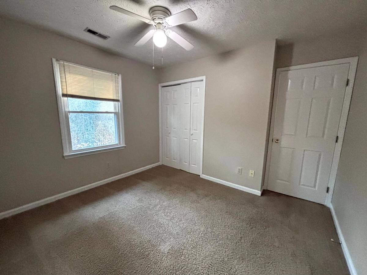 House for rent at 1547 Londonderry Place, Fayetteville, NC 28301