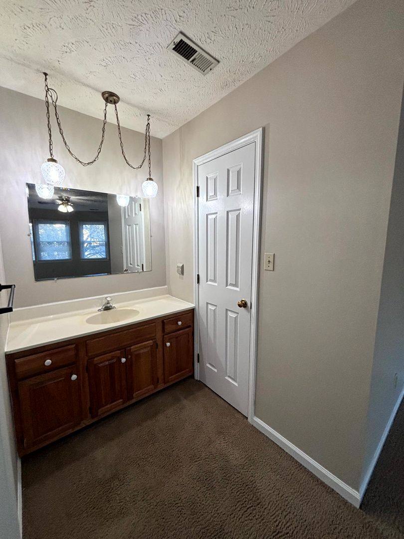 House for rent at 1547 Londonderry Place, Fayetteville, NC 28301