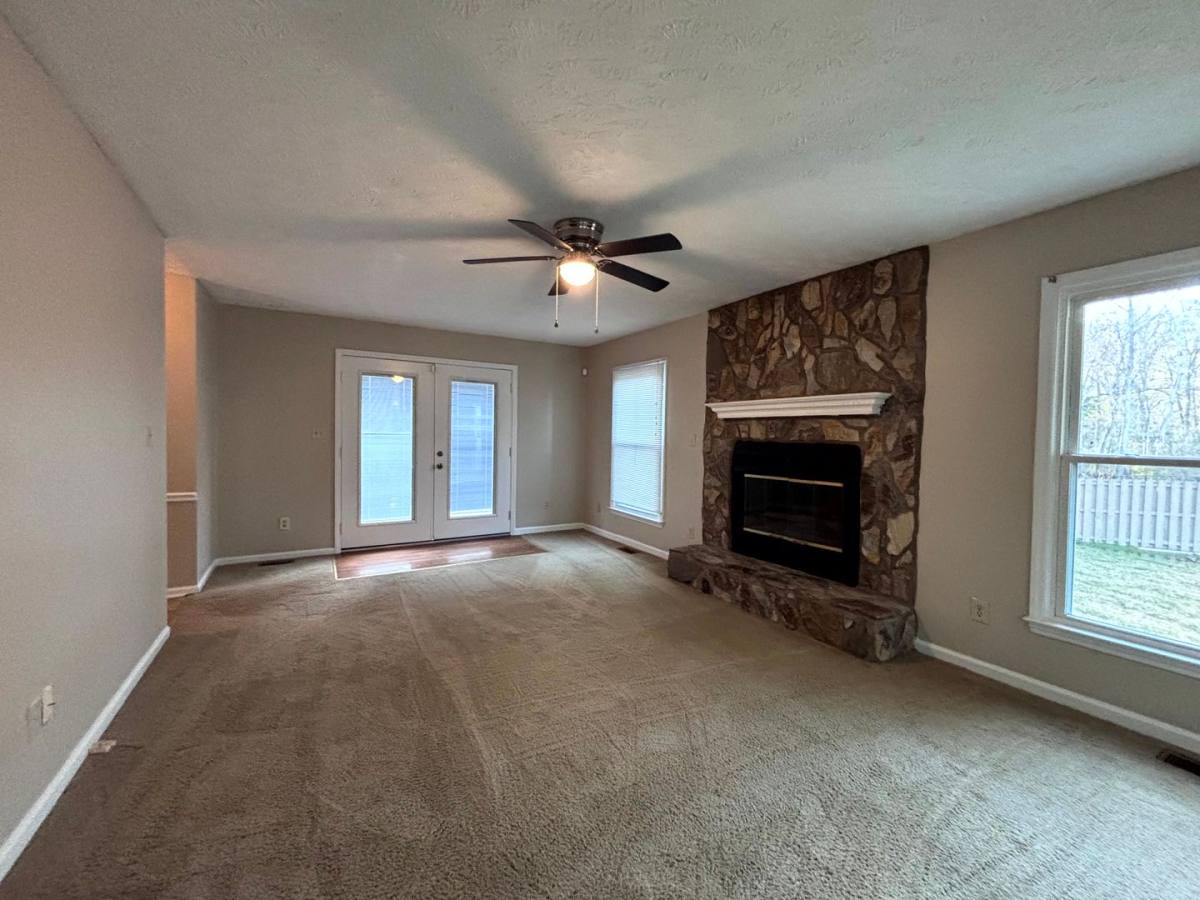 House for rent at 1547 Londonderry Place, Fayetteville, NC 28301