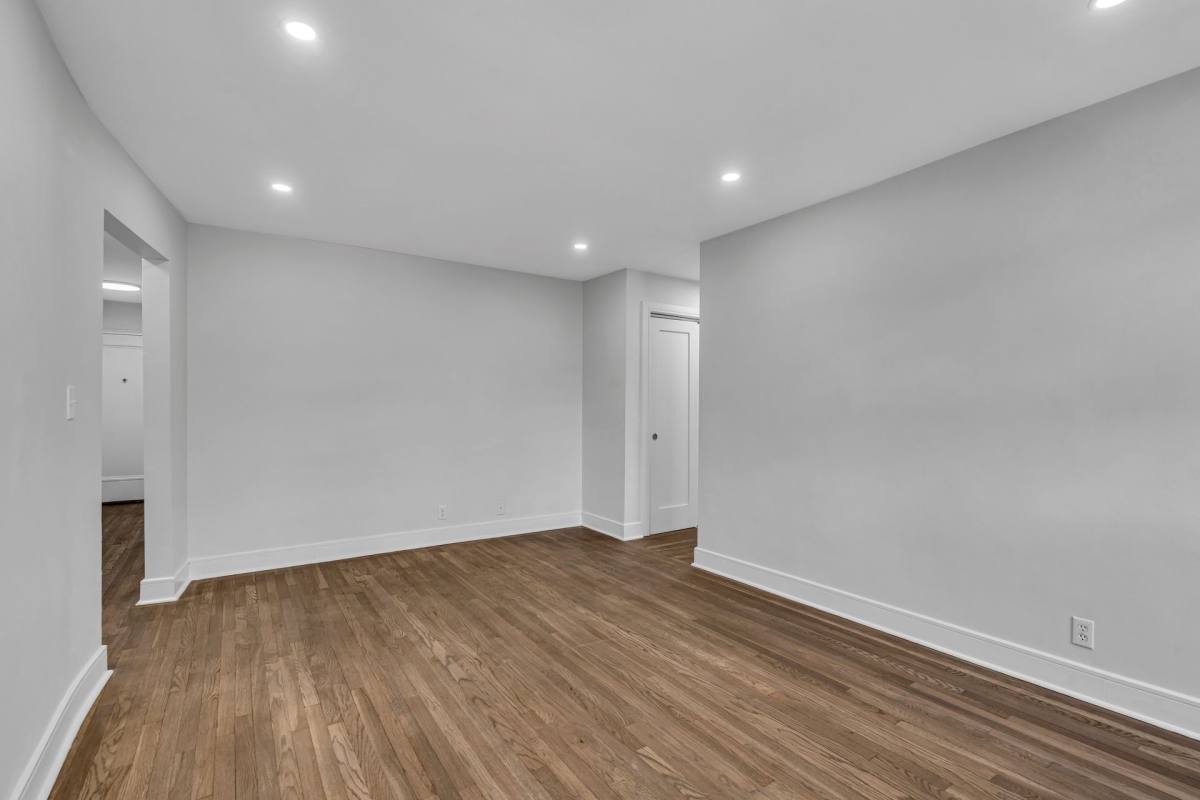 Apartment for rent at 508-542 Broad Ave, Palisades Park, NJ 07650