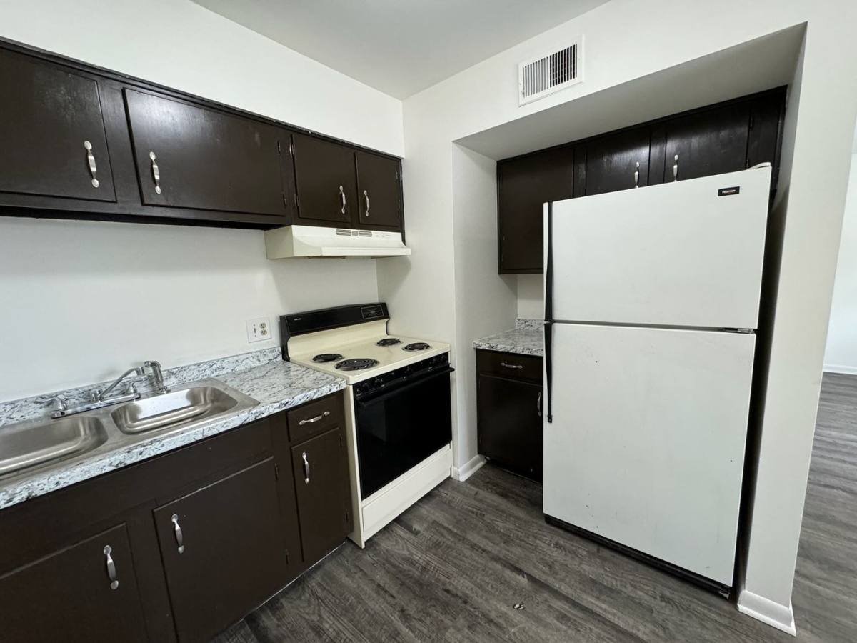 Apartment for rent at 8306 Prestonview Lane, Louisville, KY 40219
