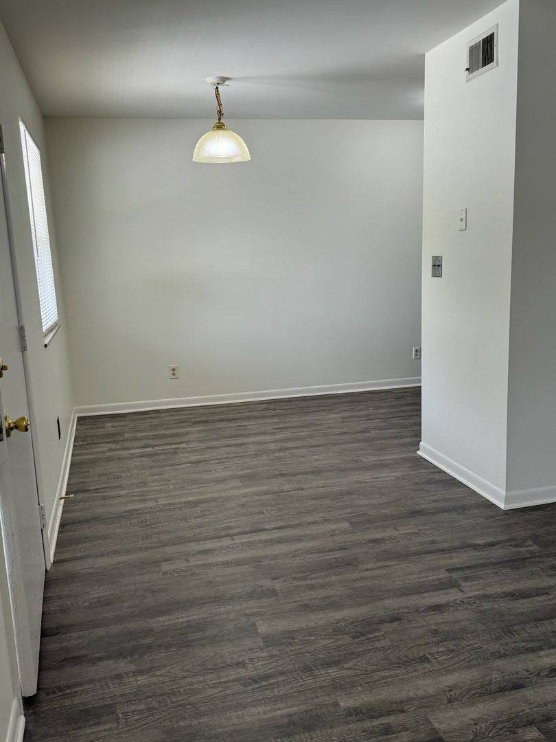 Apartment for rent at 8306 Prestonview Lane, Louisville, KY 40219