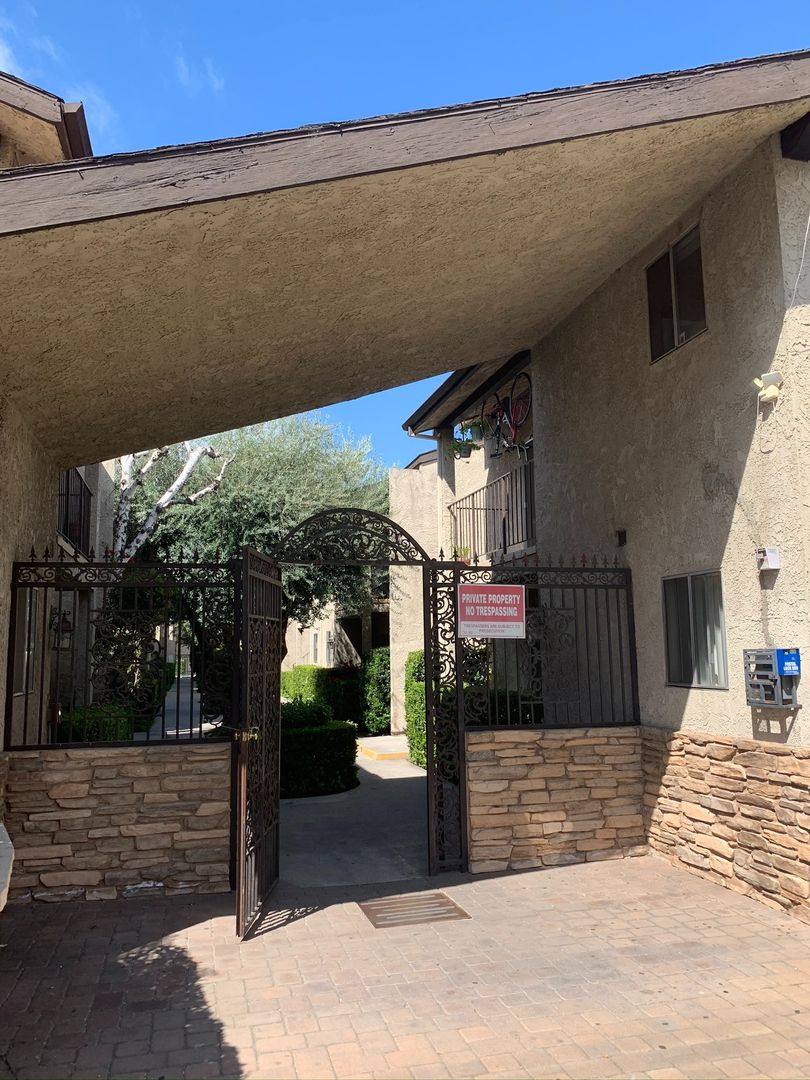 Apartment for rent at 24851 Walnut St, Newhall, CA 91321