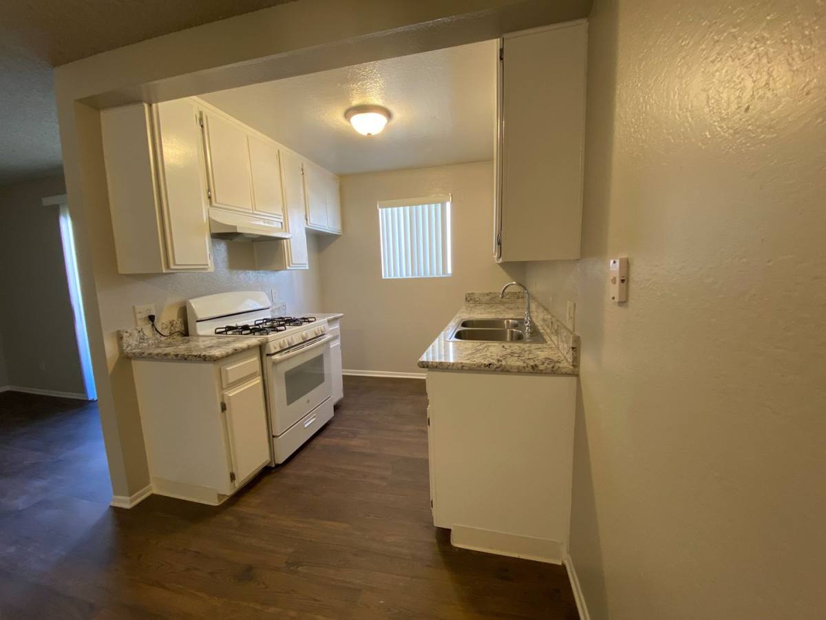 Apartment for rent at 24851 Walnut St, Newhall, CA 91321