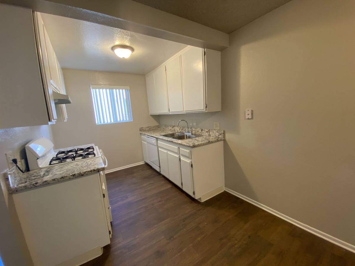 Apartment for rent at 24851 Walnut St, Newhall, CA 91321