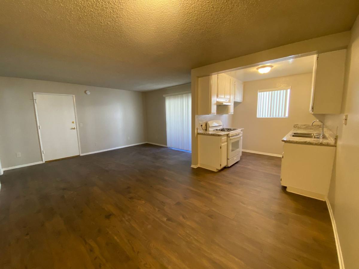 Apartment for rent at 24851 Walnut St, Newhall, CA 91321