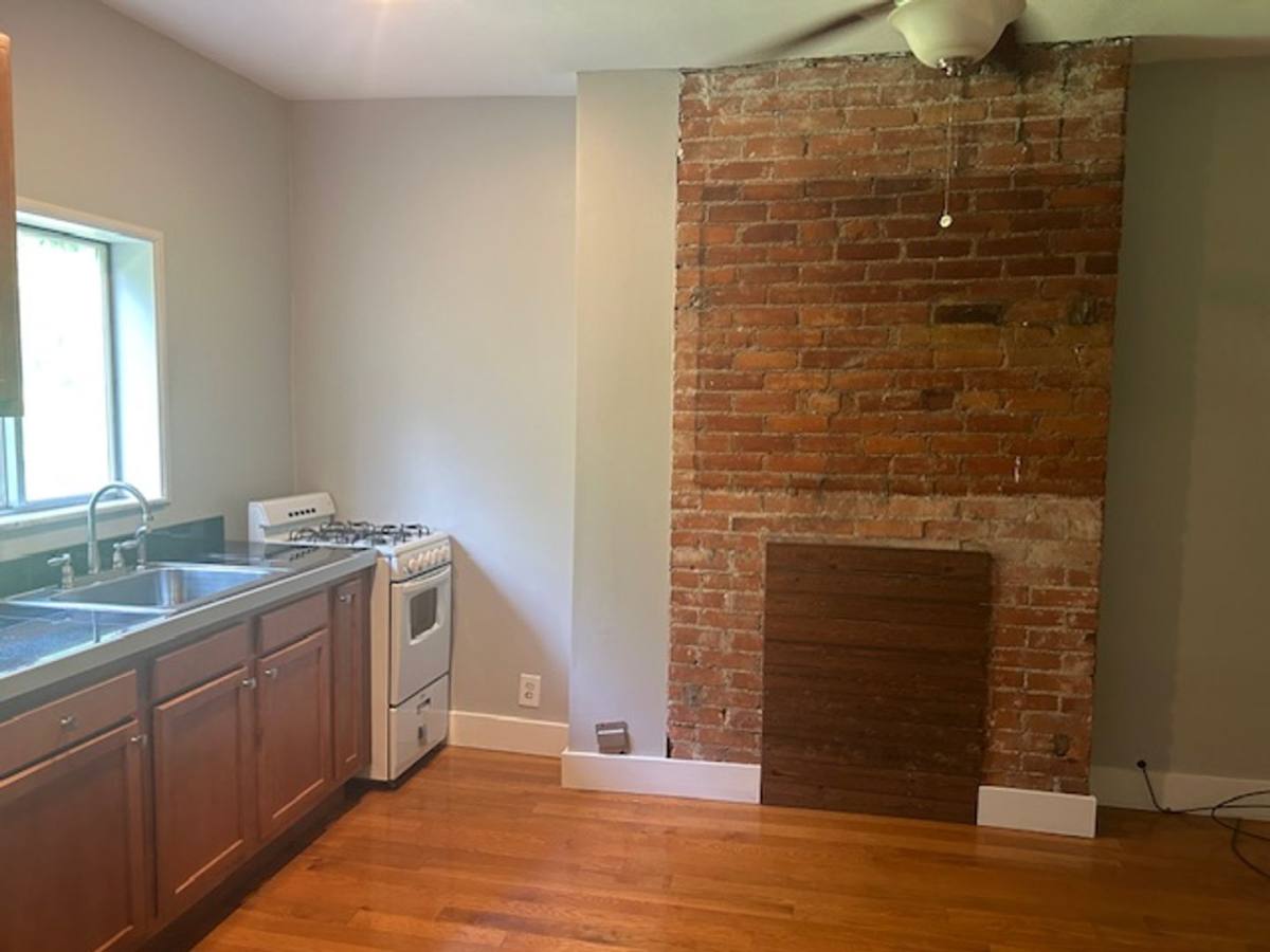 Apartment for rent at 721 Chislett St, Pittsburgh, PA 15206