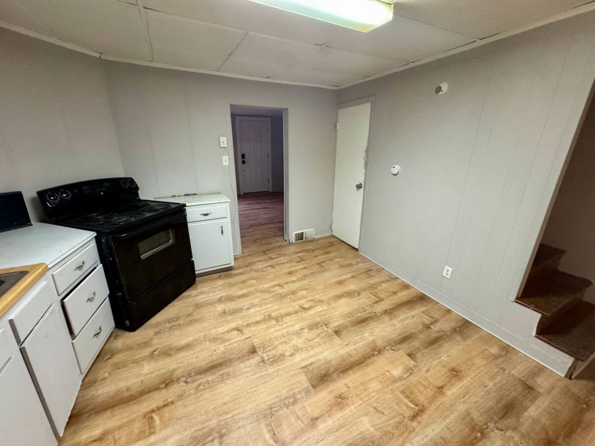 Apartment for rent at 470-474 Spang Ave, Leechburg, PA 15656