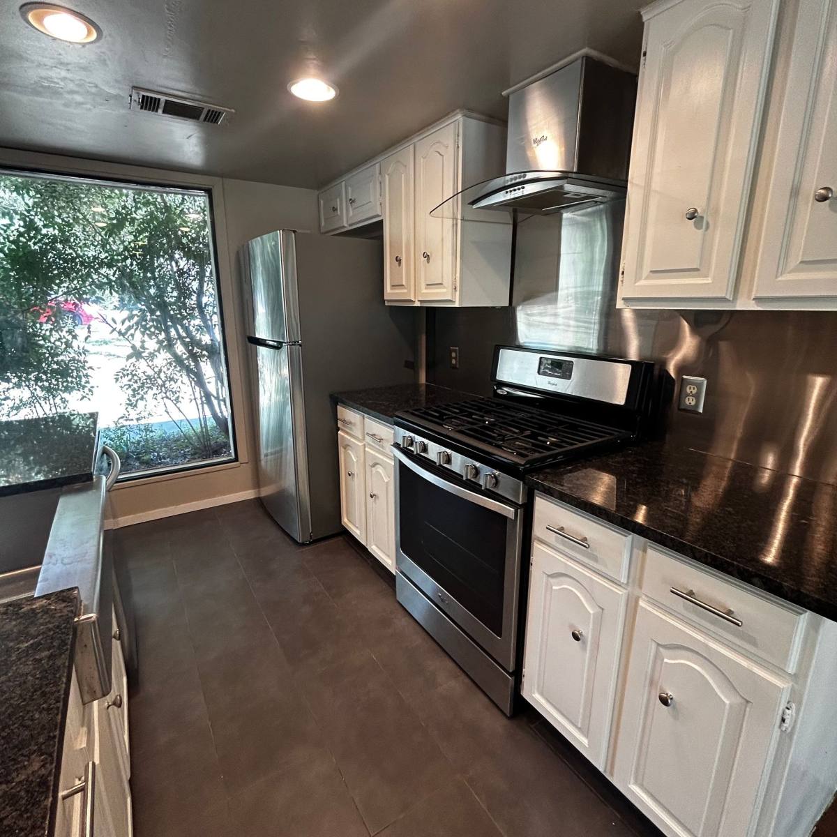 Townhouse for rent at 3901 Knollwood Dr, Austin, TX 78731