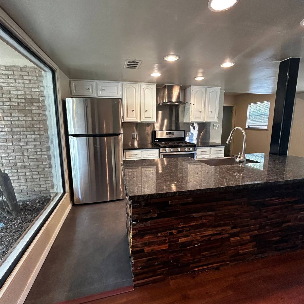 Townhouse for rent at 3901 Knollwood Dr, Austin, TX 78731