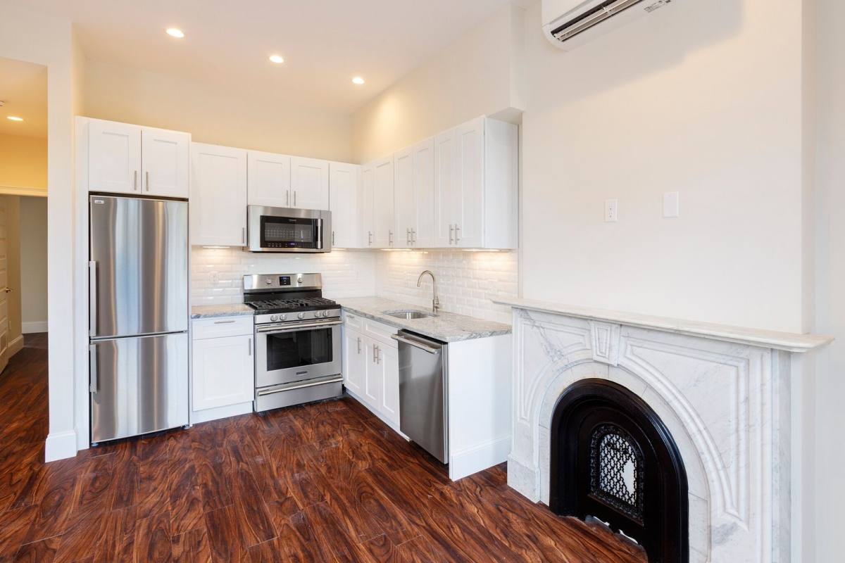 Townhouse for rent at 1903 Washington St #2, Boston, MA 02118
