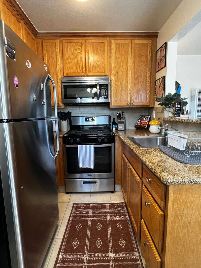 Apartment for rent at 4810 Lincoln Ave, Los Angeles, CA 90042