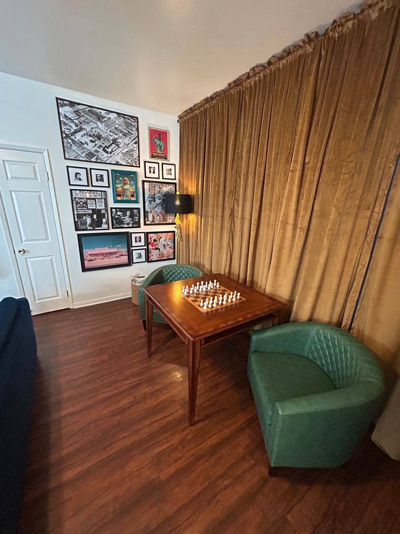Apartment for rent at 449 W Garfield Ave, Glendale, CA 91204