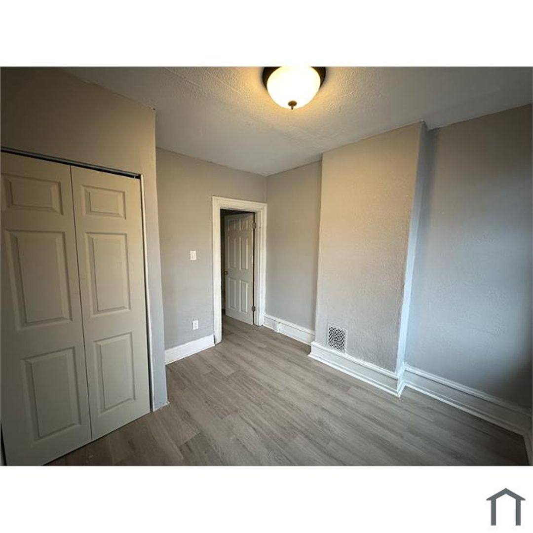 House for rent at 1226 W Firth St, Philadelphia, PA 19133