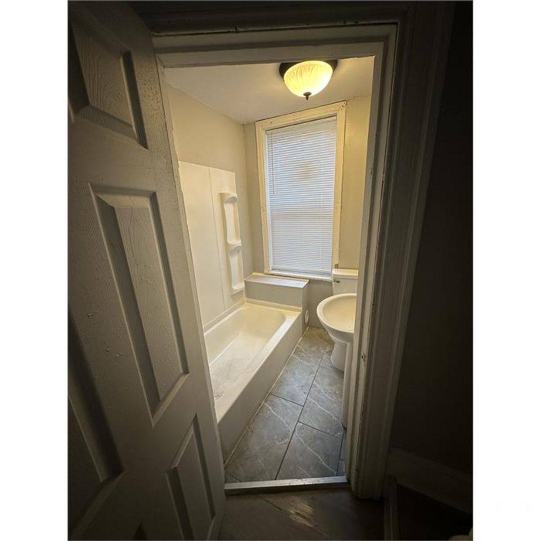 House for rent at 1226 W Firth St, Philadelphia, PA 19133