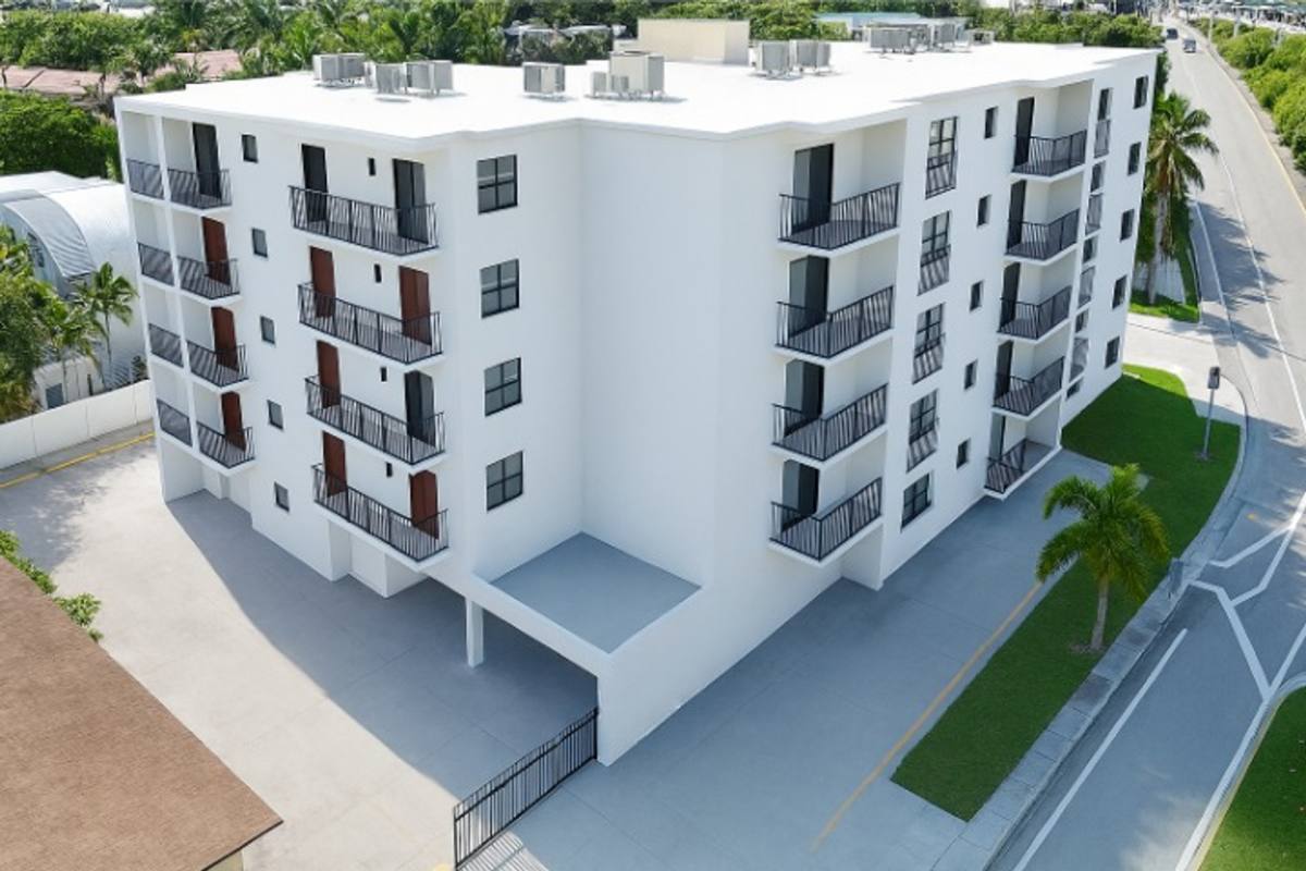 Apartment for rent at 3300 S Dixie Highway, Miami, FL 33133