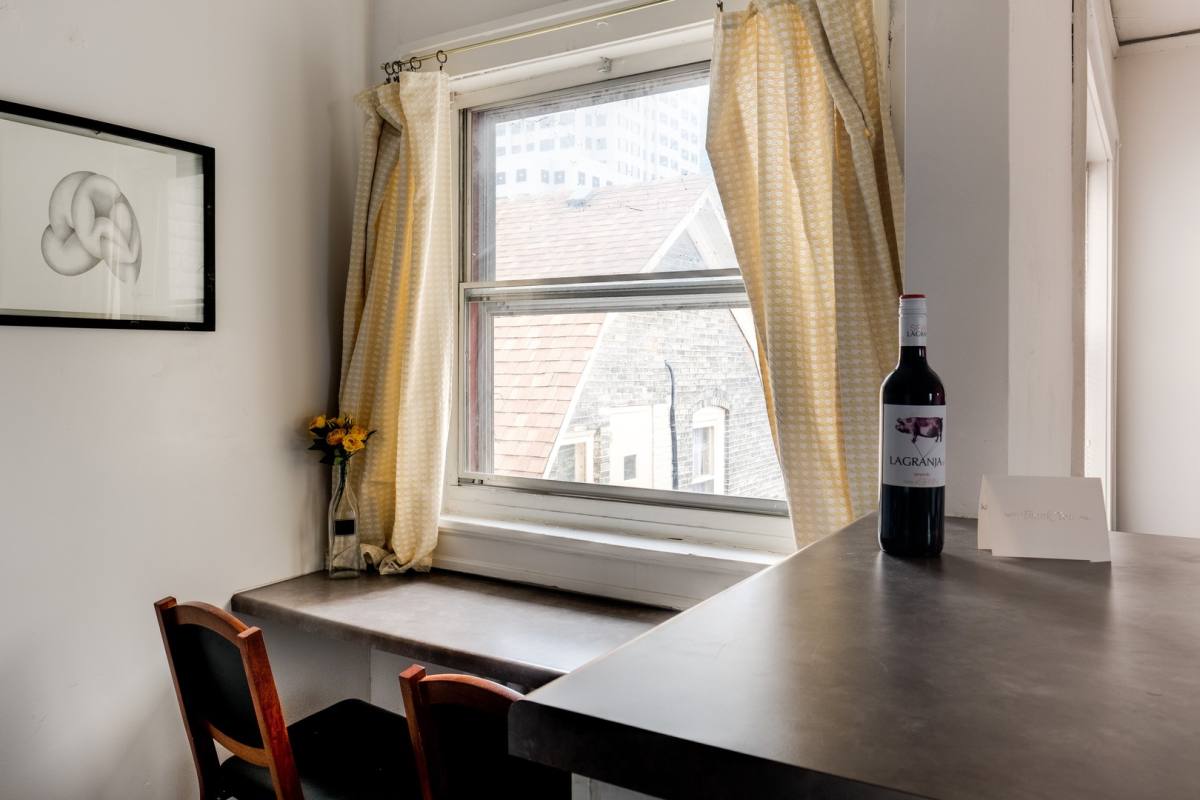 Apartment for rent at 829 N Cass St, Milwaukee, WI 53202