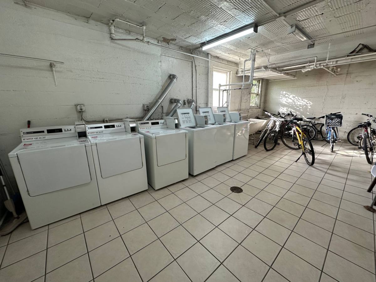 Apartment for rent at 829 N Cass St, Milwaukee, WI 53202