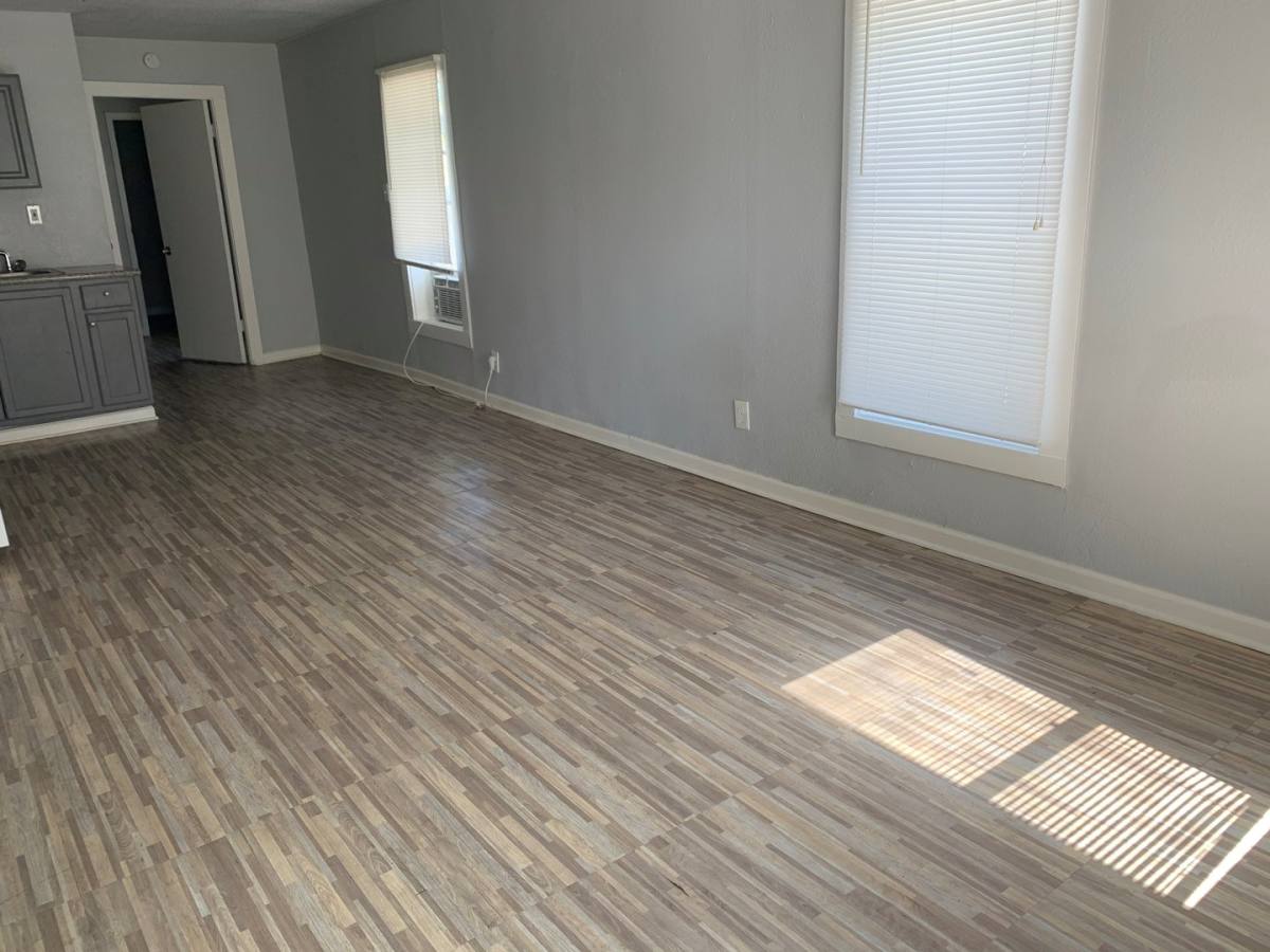 Apartment for rent at 3116 Ave L, Galveston, TX 77550