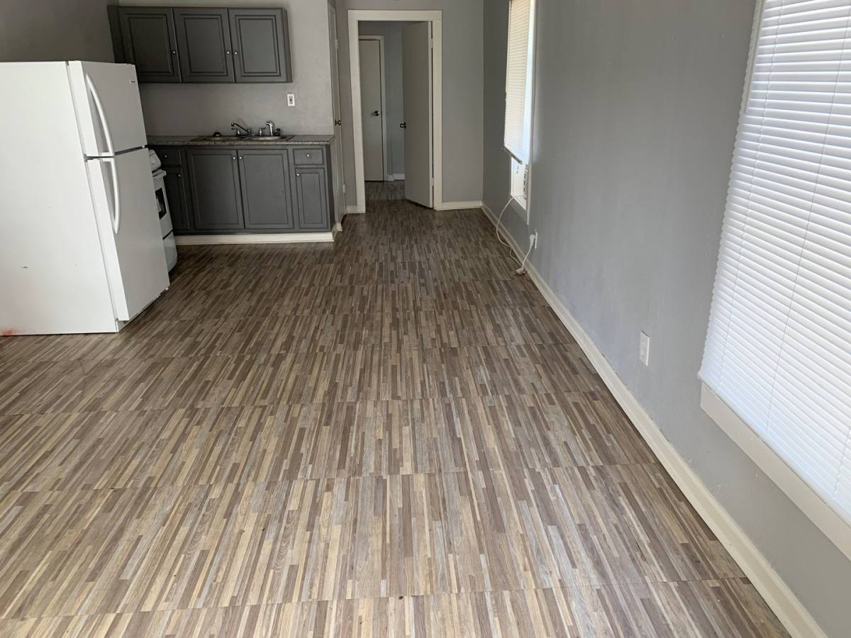 Apartment for rent at 3116 Ave L, Galveston, TX 77550