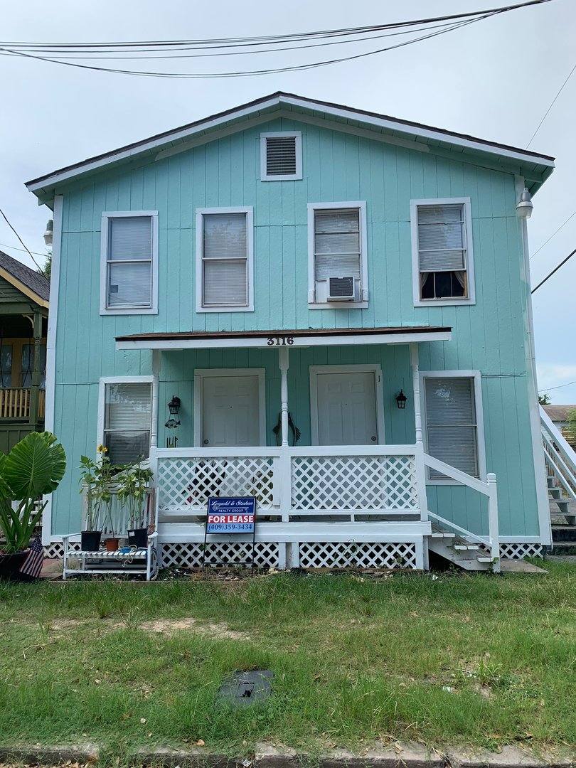 Apartment for rent at 3116 Ave L, Galveston, TX 77550