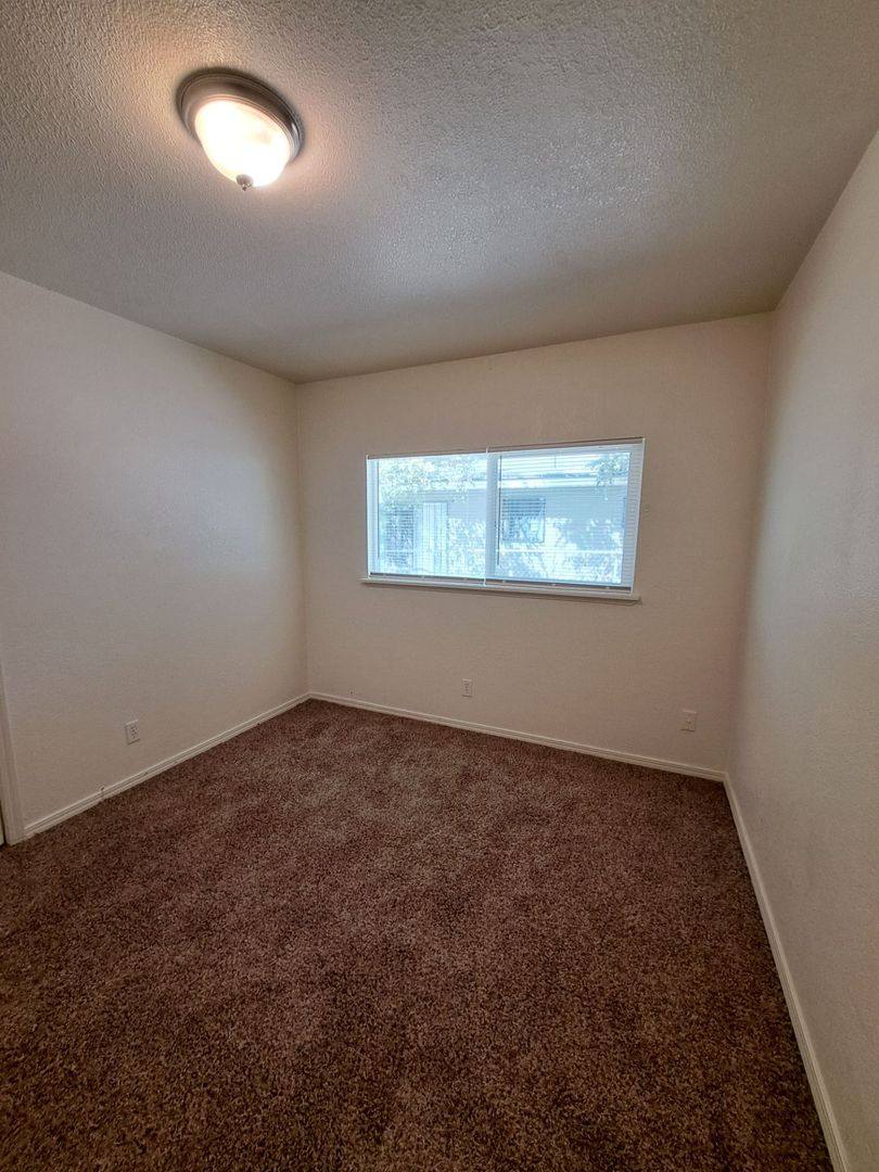Apartment for rent at 2221 S Poppy Ave, Fresno, CA 93706