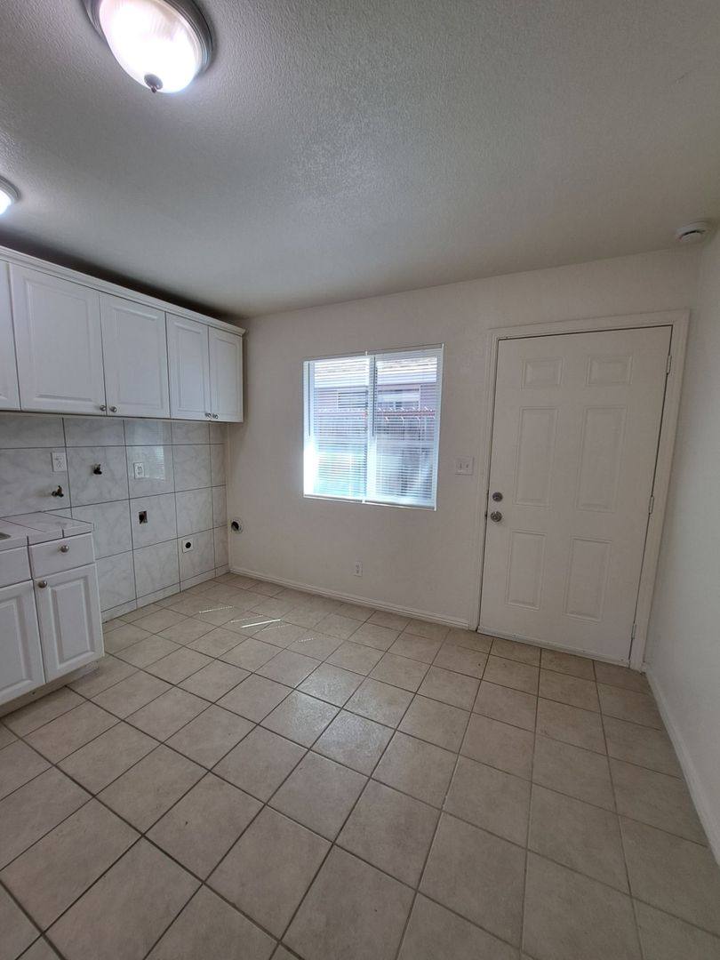 Apartment for rent at 2221 S Poppy Ave, Fresno, CA 93706