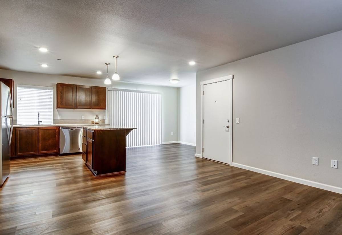 Townhouse for rent at 14615 NE Rose Parkway, Portland, OR 97230