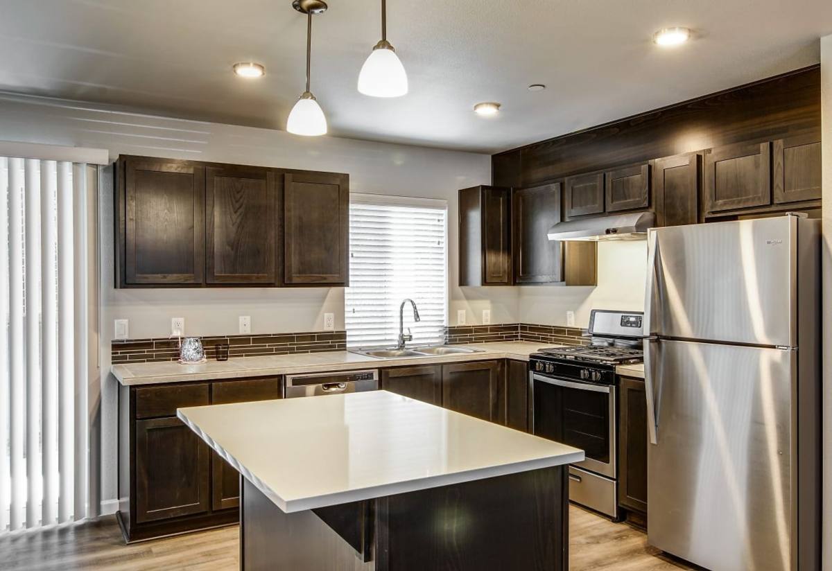 Townhouse for rent at 14615 NE Rose Parkway, Portland, OR 97230