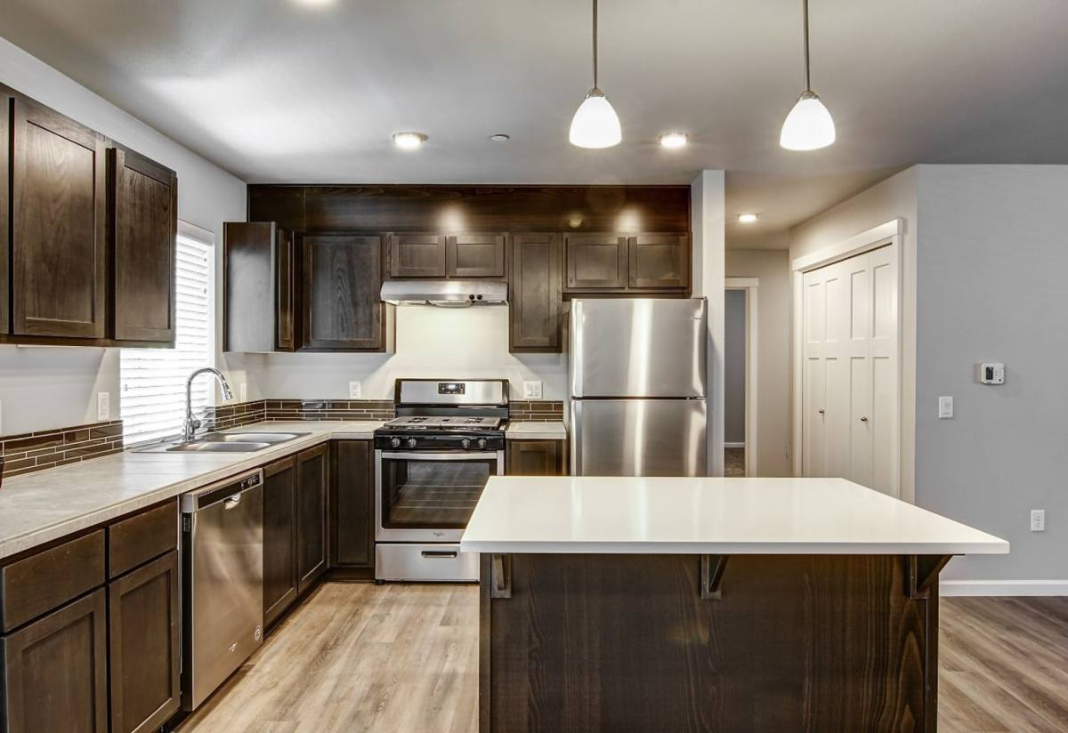 Townhouse for rent at 14615 NE Rose Parkway, Portland, OR 97230