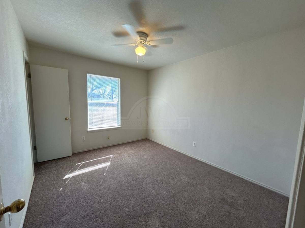 Apartment for rent at 1702 Benttree Dr, Killeen, TX 76543