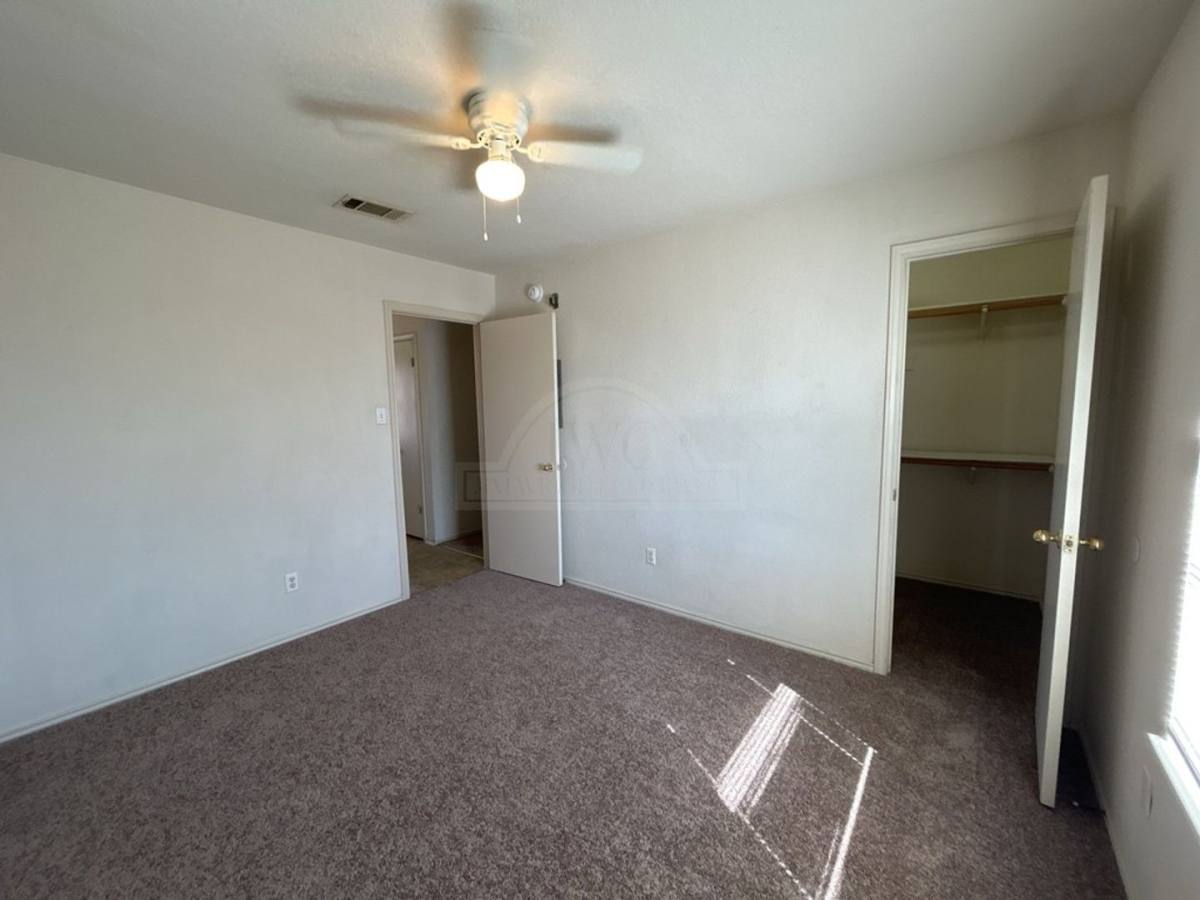 Apartment for rent at 1702 Benttree Dr, Killeen, TX 76543