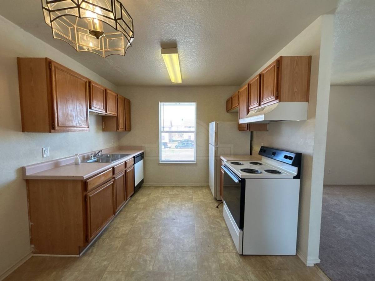 Apartment for rent at 1702 Benttree Dr, Killeen, TX 76543