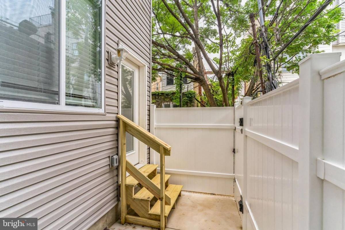 2710 Latona St, Philadelphia, PA 19146 - House for Rent - Image 6